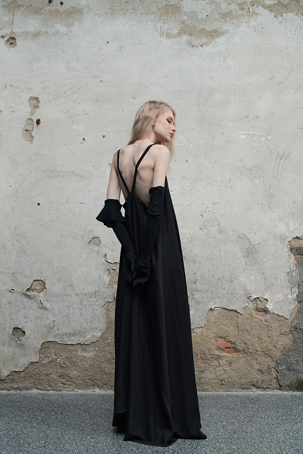 Ili Node Asymmetric Wool Gloves