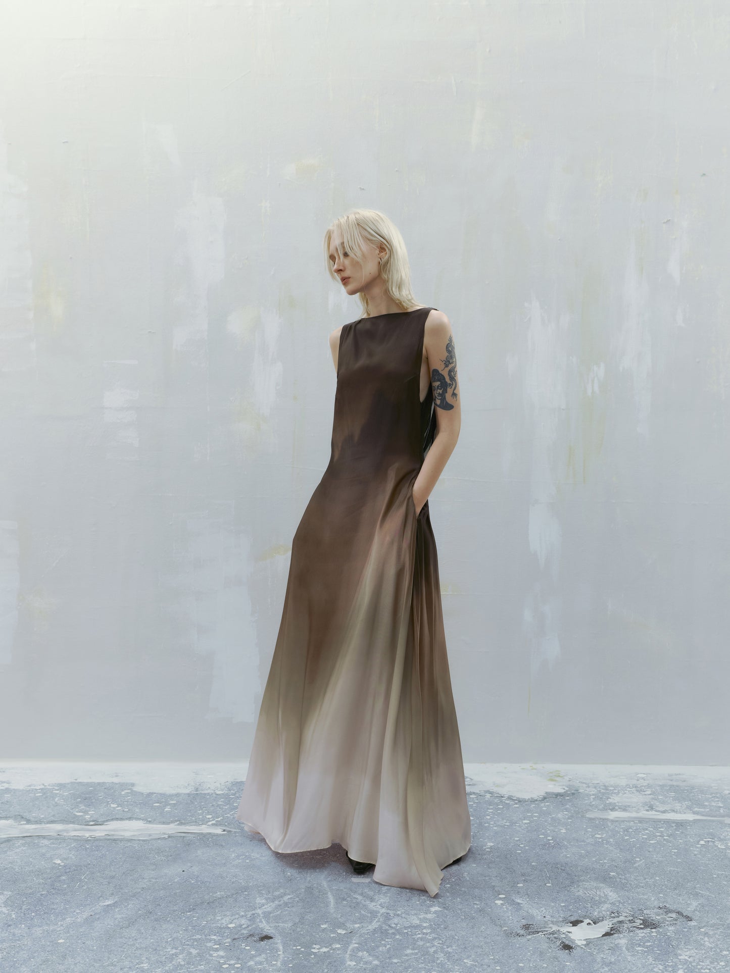 Ili Node SS24 Brown Gradient Dress