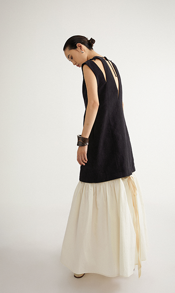 Jamproof Cut Out Vest with Cotton Hem