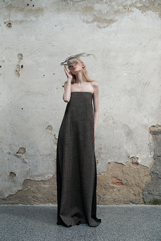 Ili Node Wool Colorblocked Sheath Dress