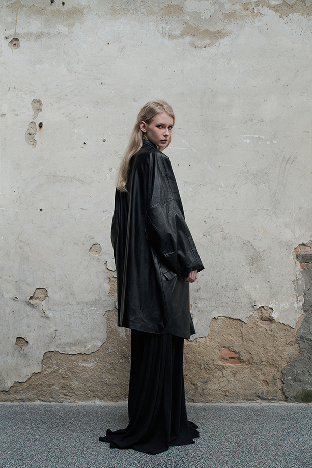 Ili Node Wool Umbrella Skirt with Strips