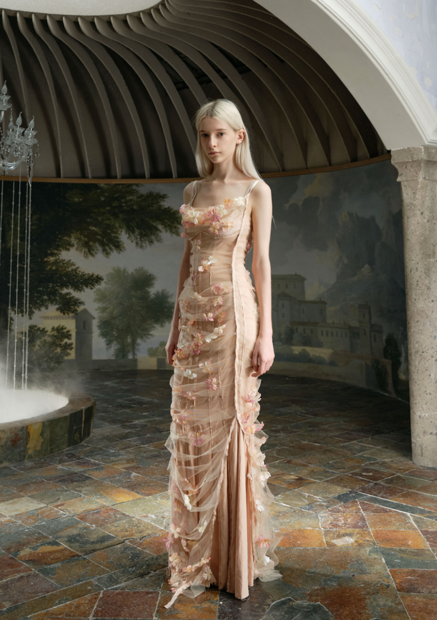 Xiangqiao Sheng SS24 Beige Flower Dress