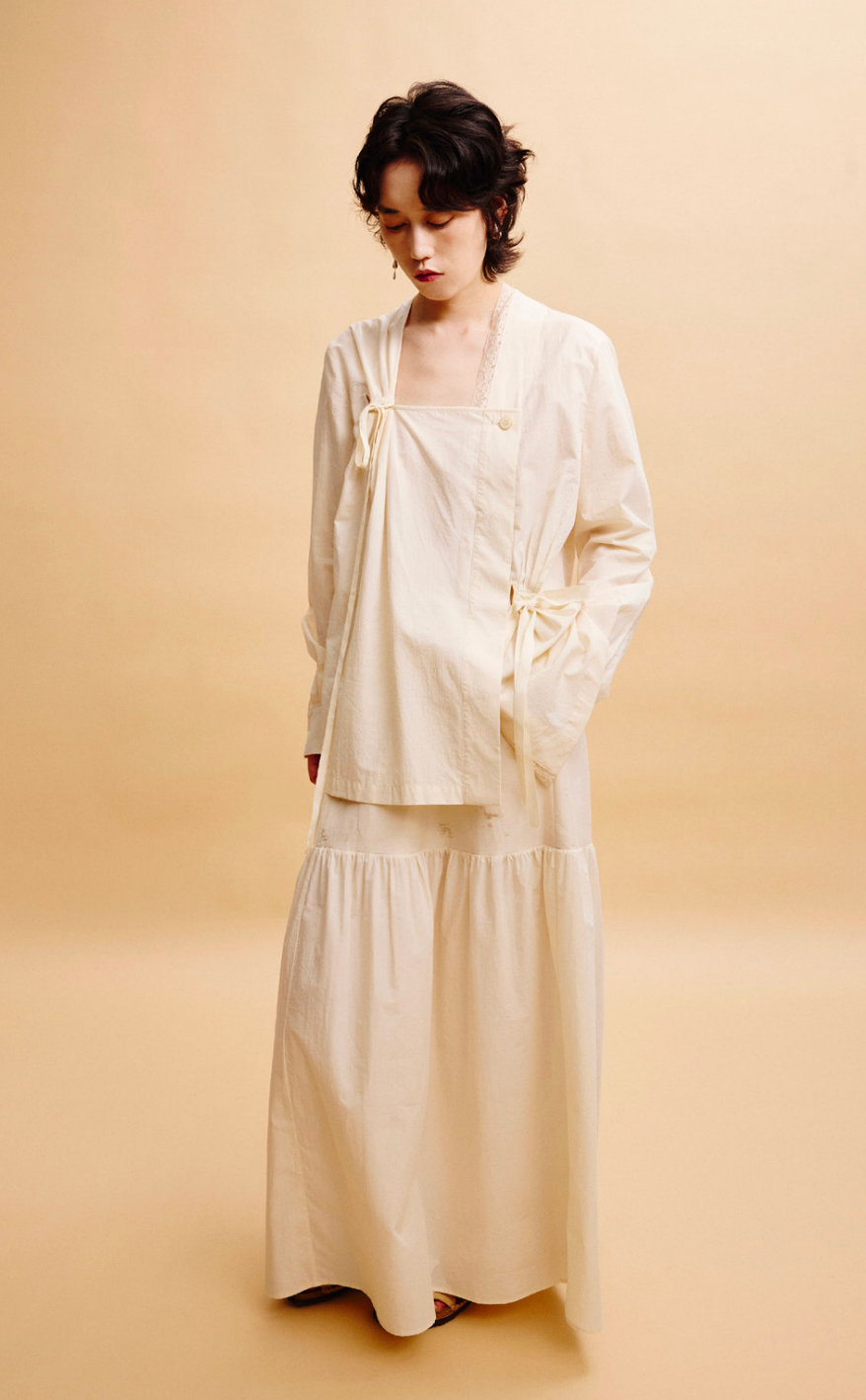 Jamproof Gather Detailed Square Collar Shirt